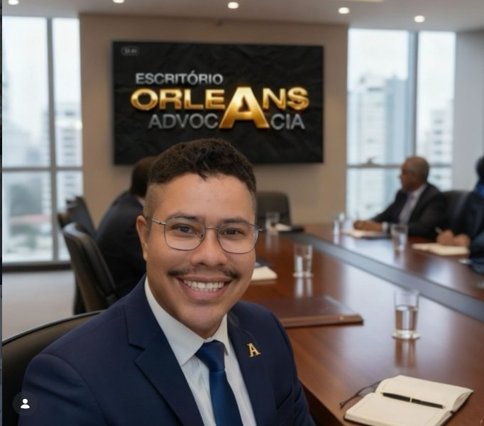 Dr. Orleans em ambiente jurídico